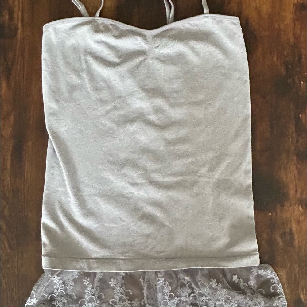 Assorted Tank Top Bundle - Picture 7 of 7